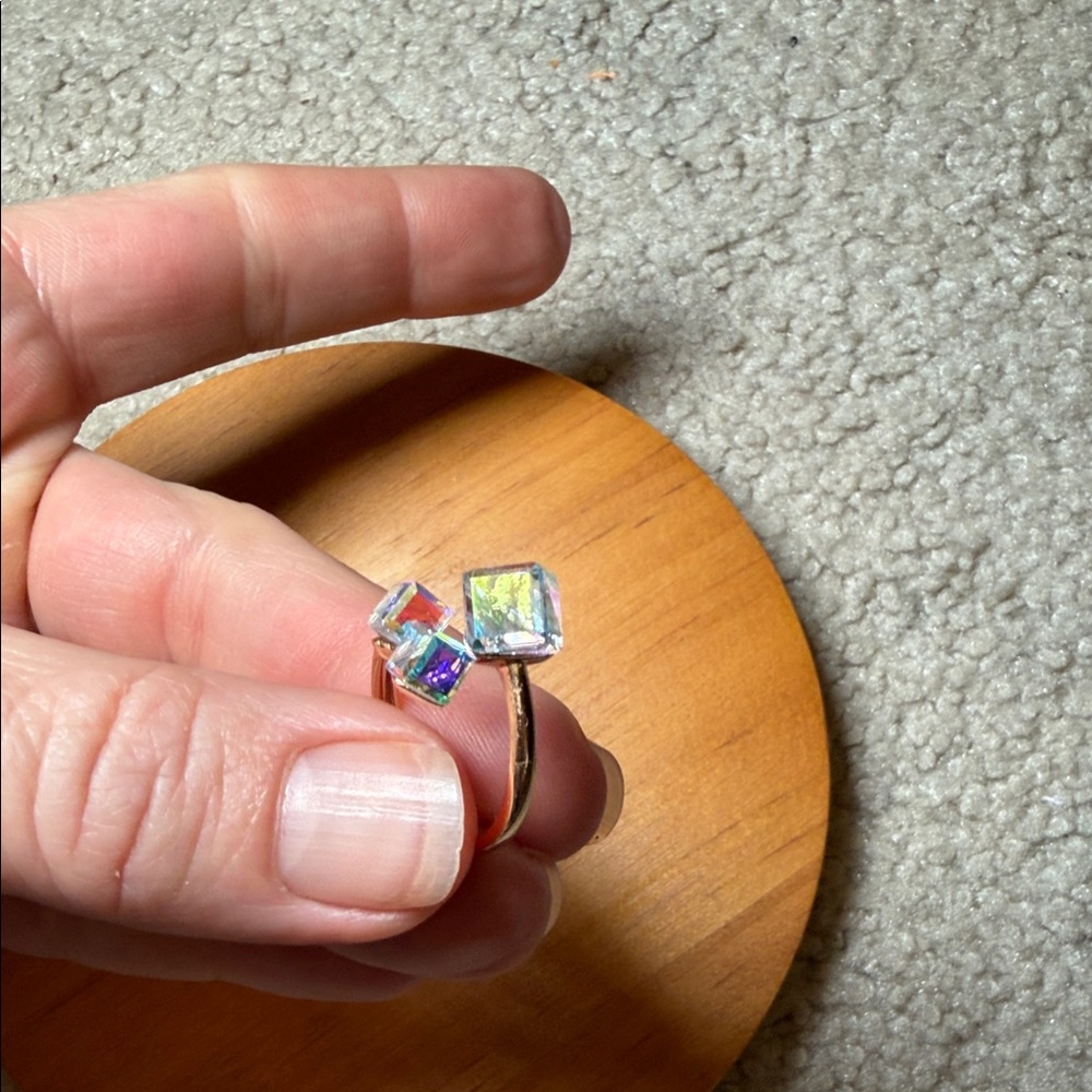 Felicias 925 Silver Iridescent Crystal Ring - Picture 7 of 11